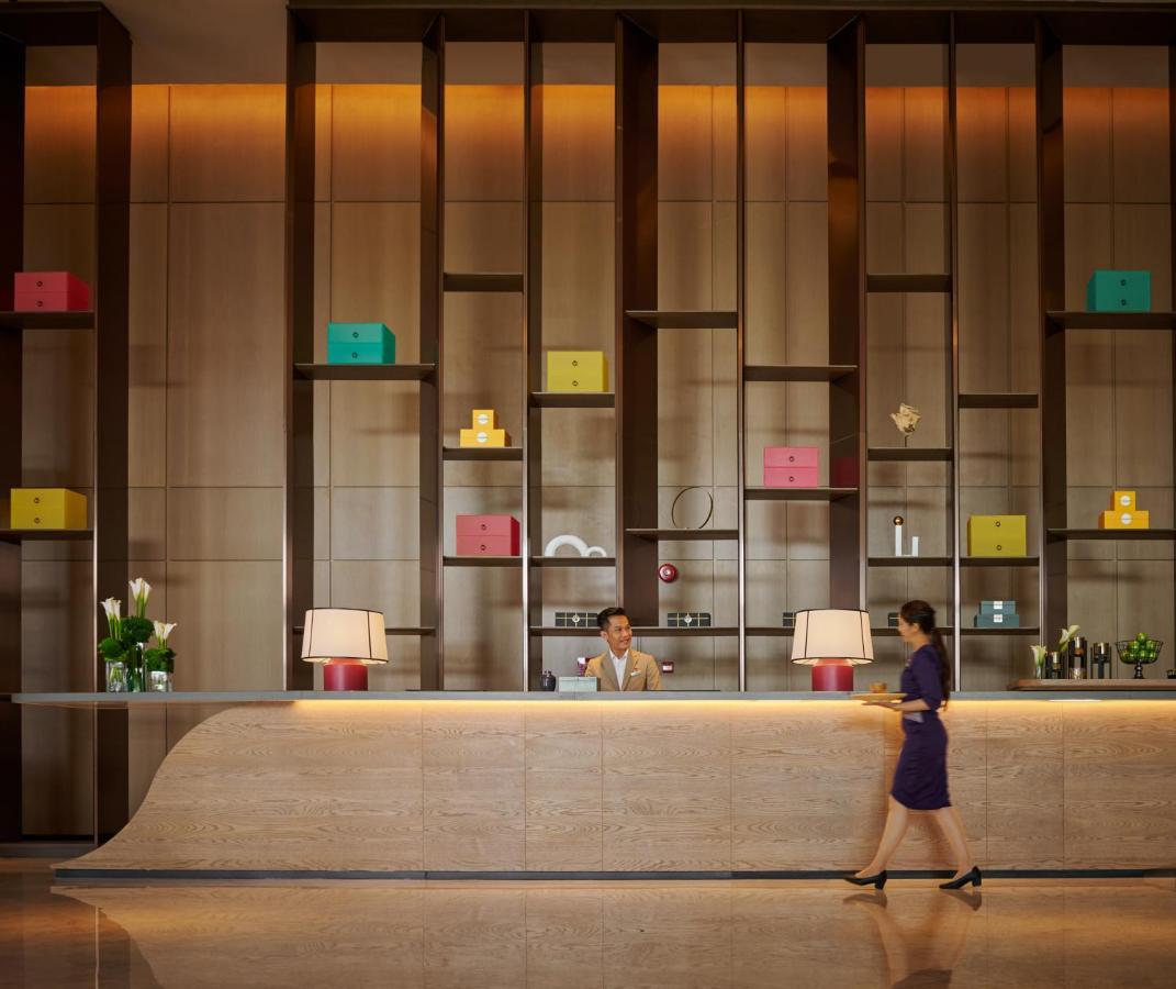 Amari Spice Penang Hotell Bayan Lepas Exteriör bild The hotel's lobby