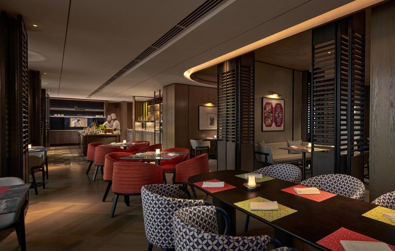 Amari Spice Penang Hotell Bayan Lepas Exteriör bild The restaurant